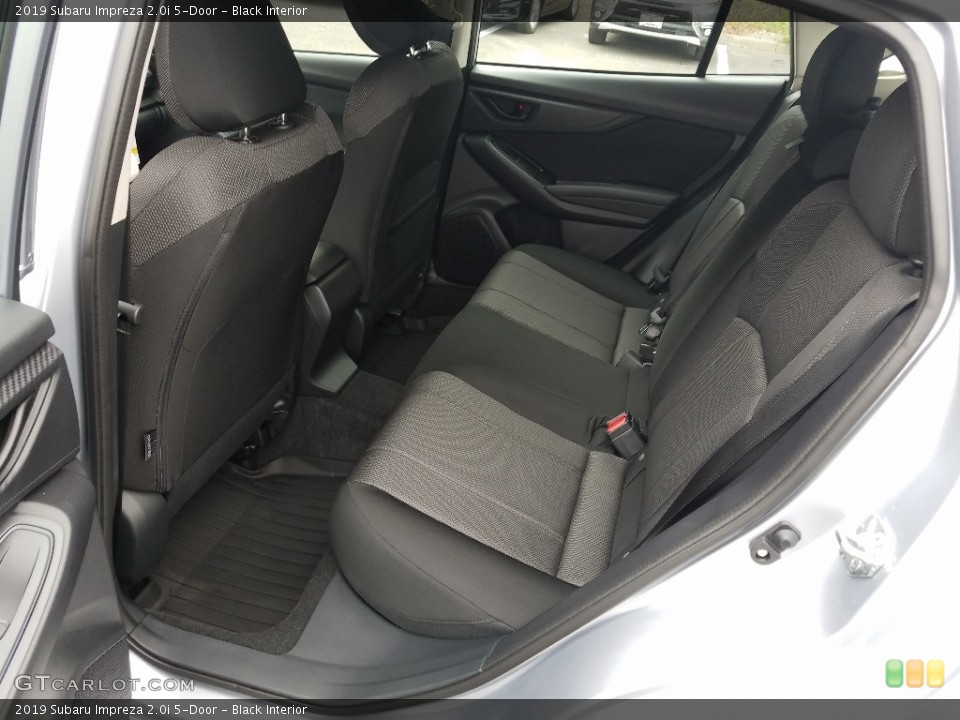 Black Interior Rear Seat for the 2019 Subaru Impreza 2.0i 5-Door #129260598