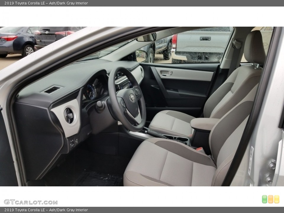 Ash/Dark Gray Interior Photo for the 2019 Toyota Corolla LE #129271621