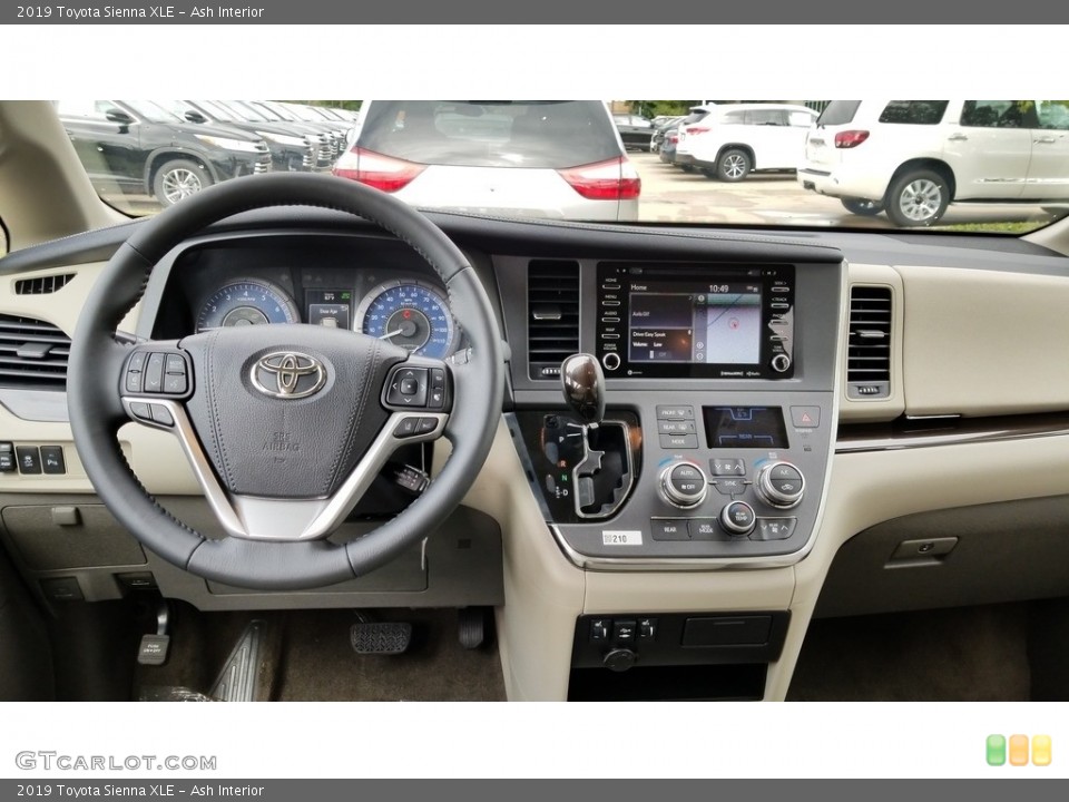 Ash Interior Dashboard for the 2019 Toyota Sienna XLE #129305679