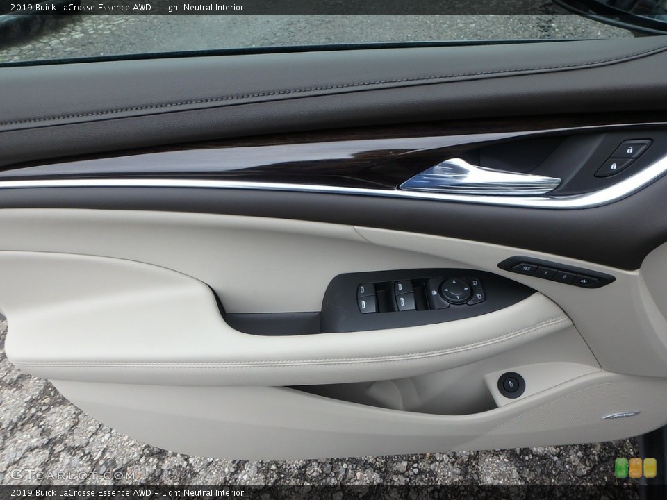 Light Neutral Interior Door Panel for the 2019 Buick LaCrosse Essence AWD #129341284