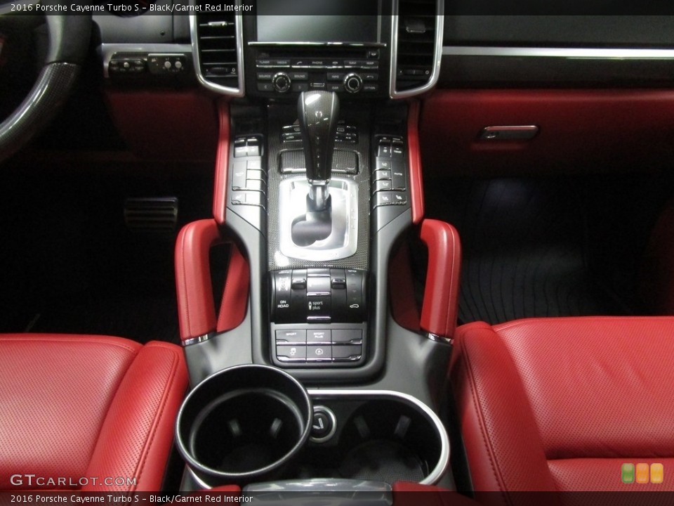 Black/Garnet Red Interior Controls for the 2016 Porsche Cayenne Turbo S #129362192