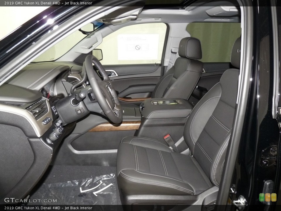 Jet Black Interior Photo for the 2019 GMC Yukon XL Denali 4WD #129428745