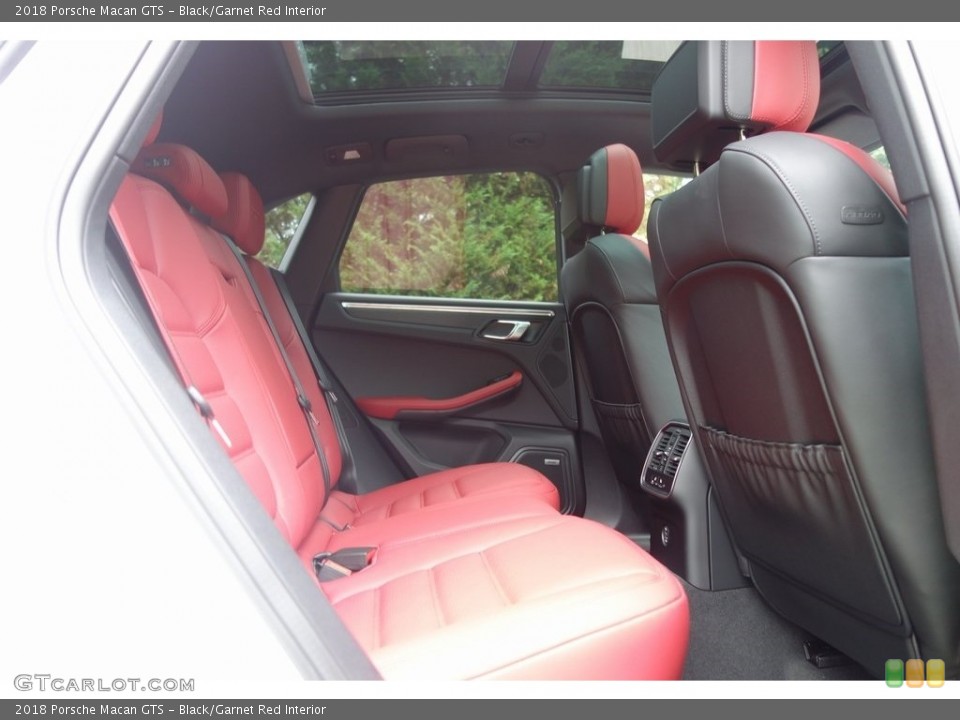 Black/Garnet Red Interior Rear Seat for the 2018 Porsche Macan GTS #129469517