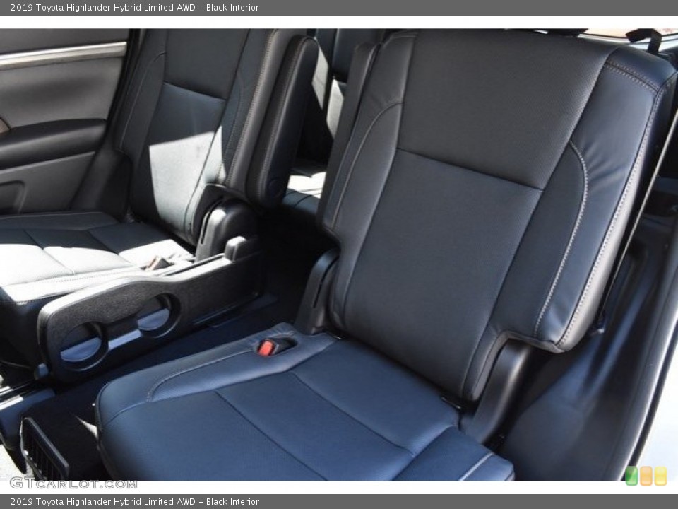 Black Interior Rear Seat for the 2019 Toyota Highlander Hybrid Limited AWD #129489749