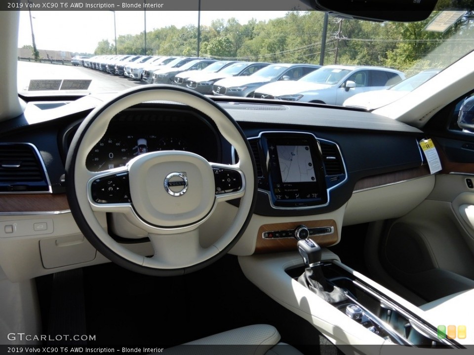 Blonde Interior Dashboard for the 2019 Volvo XC90 T6 AWD Inscription #129515436