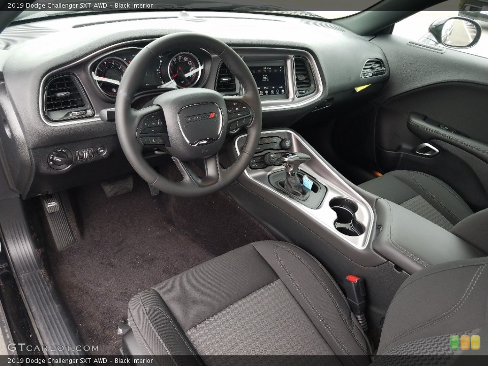 Black Interior Photo for the 2019 Dodge Challenger SXT AWD #129518006