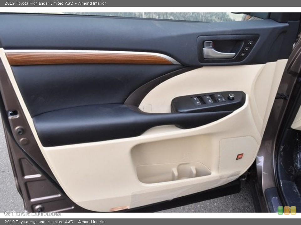 Almond Interior Door Panel for the 2019 Toyota Highlander Limited AWD #129526706