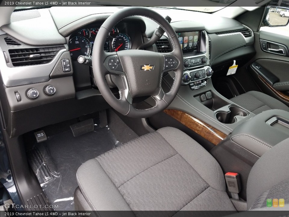 Jet Black Interior Photo for the 2019 Chevrolet Tahoe LS 4WD #129532093