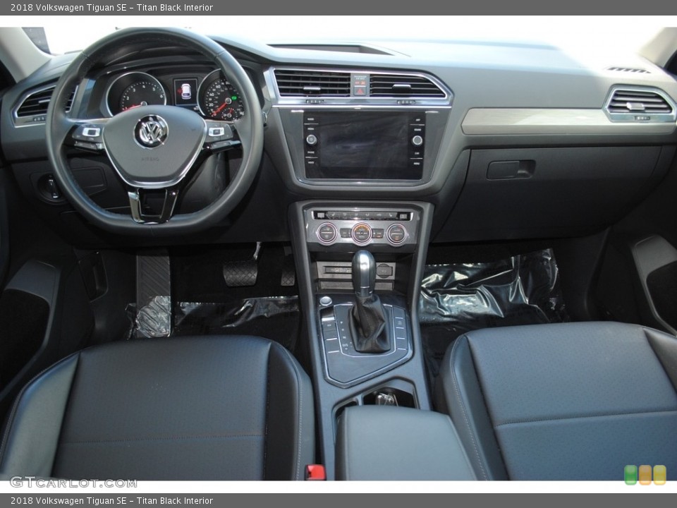 Titan Black Interior Dashboard for the 2018 Volkswagen Tiguan SE #129546749