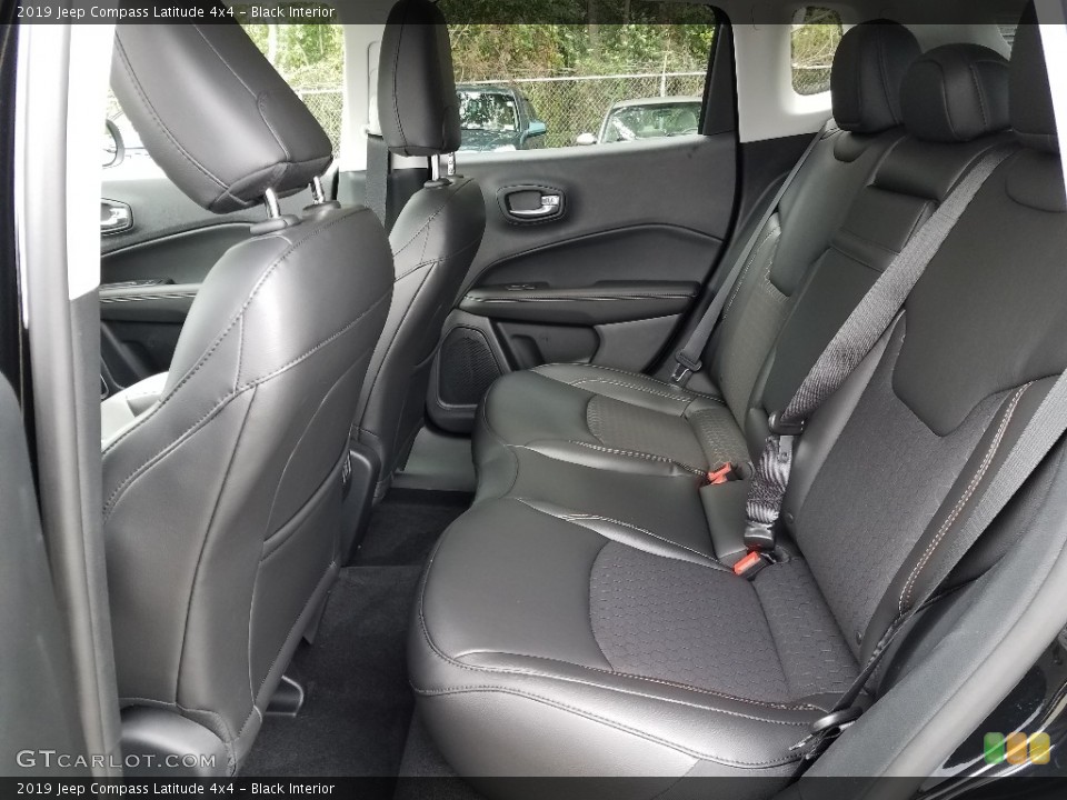 Black Interior Rear Seat for the 2019 Jeep Compass Latitude 4x4 #129561300
