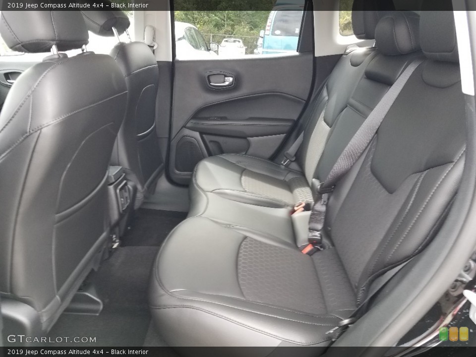 Black Interior Rear Seat for the 2019 Jeep Compass Altitude 4x4 #129561577