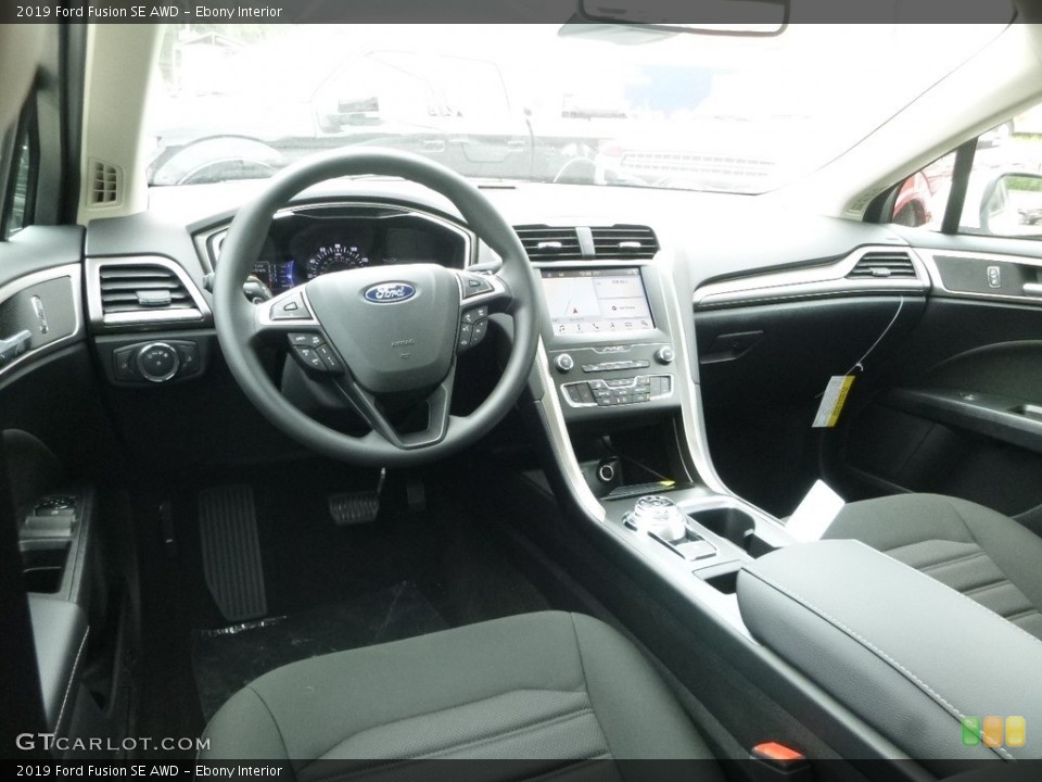 Ebony Interior Photo for the 2019 Ford Fusion SE AWD #129563208