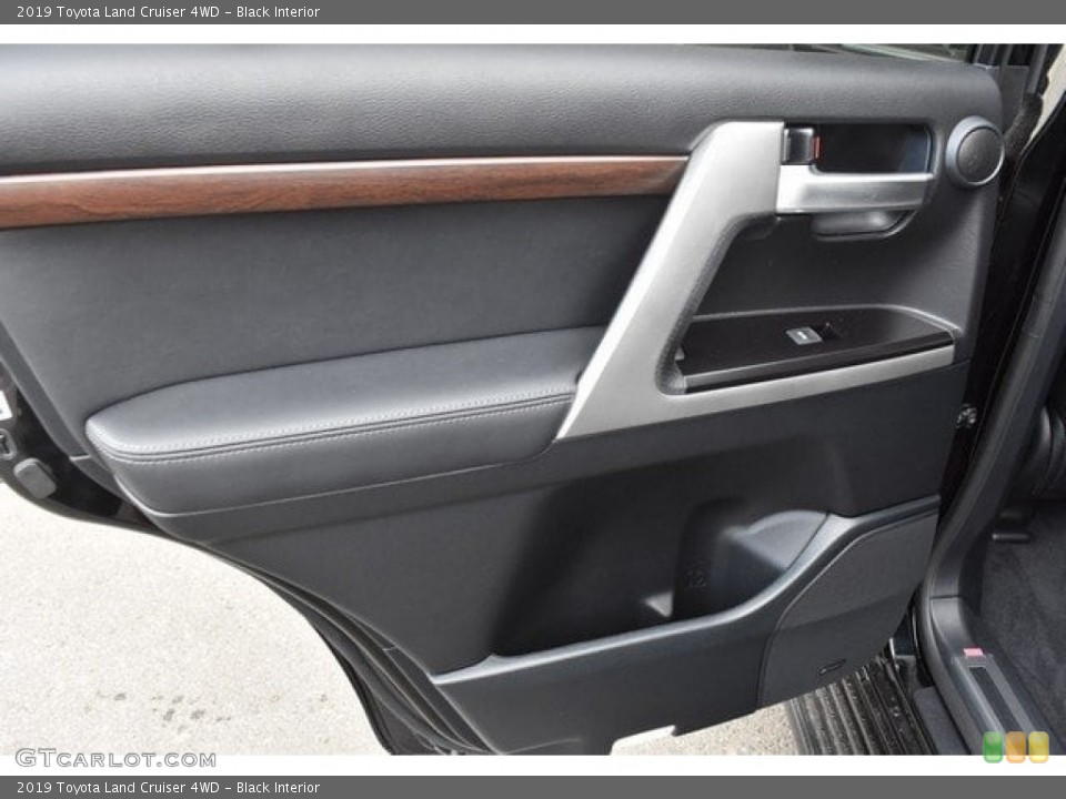 Black Interior Door Panel for the 2019 Toyota Land Cruiser 4WD #129581349