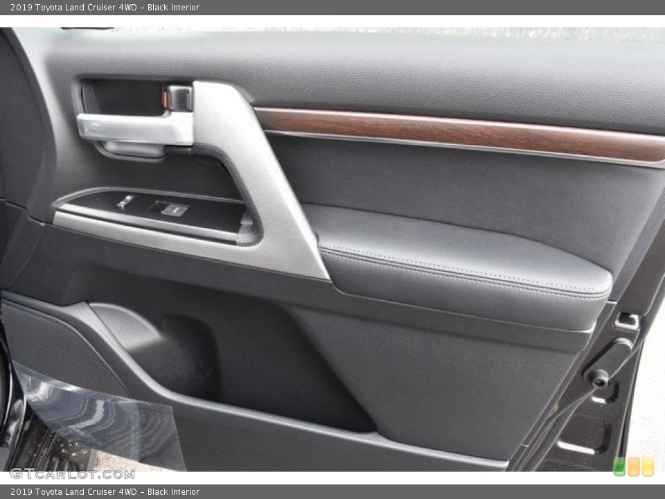Black Interior Door Panel for the 2019 Toyota Land Cruiser 4WD #129581373