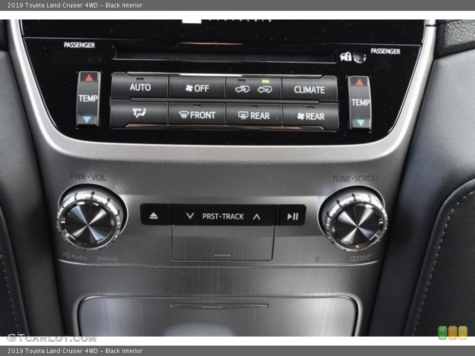 Black Interior Controls for the 2019 Toyota Land Cruiser 4WD #129581511