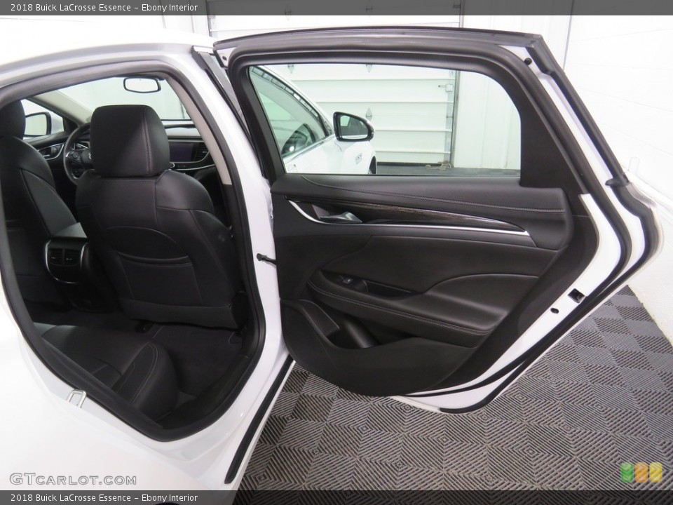Ebony Interior Door Panel for the 2018 Buick LaCrosse Essence #129581600