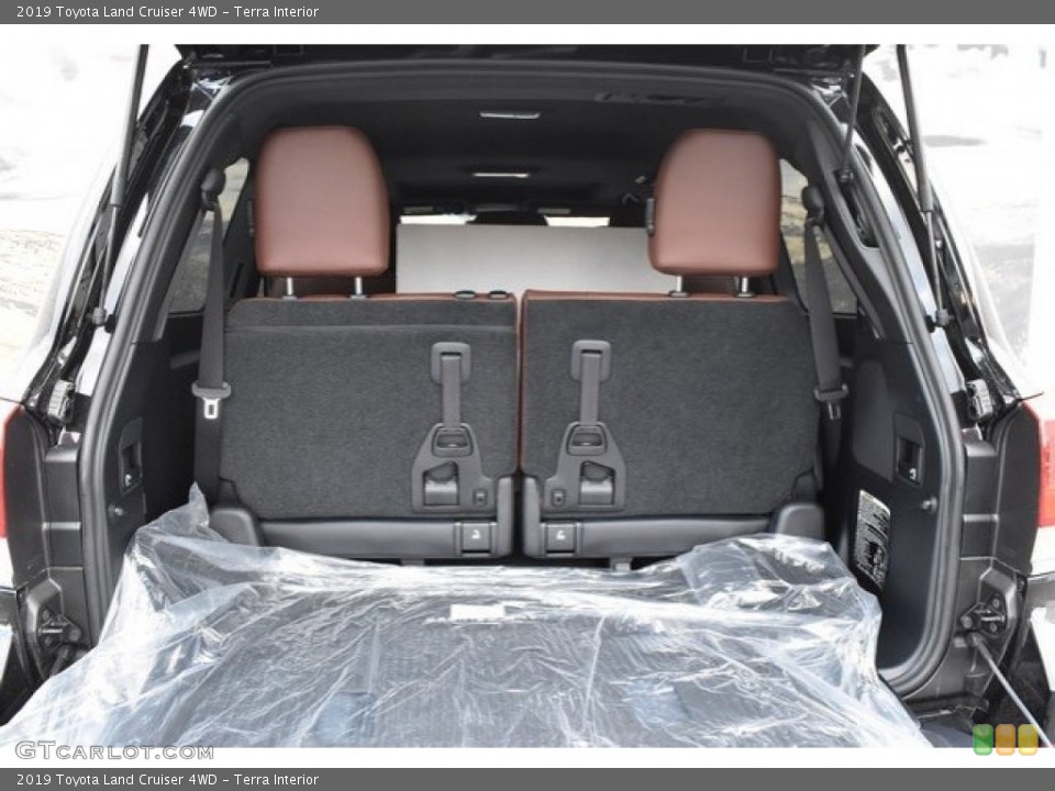 Terra Interior Trunk for the 2019 Toyota Land Cruiser 4WD #129582360