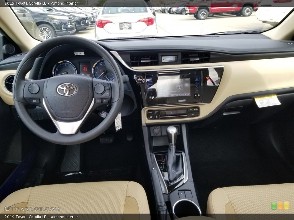 Almond Interior Photo for the 2019 Toyota Corolla LE #129586404