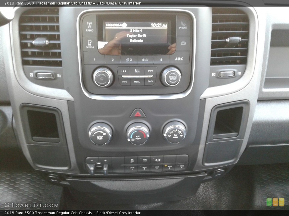 Black/Diesel Gray Interior Controls for the 2018 Ram 5500 Tradesman Regular Cab Chassis #129603892