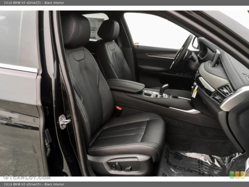 Black Interior Front Seat for the 2019 BMW X6 sDrive35i #129614644