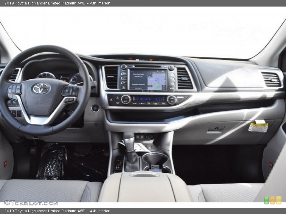 Ash Interior Dashboard for the 2019 Toyota Highlander Limited Platinum AWD #129618251