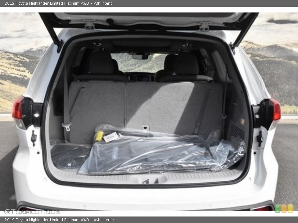Ash Interior Trunk for the 2019 Toyota Highlander Limited Platinum AWD #129618836