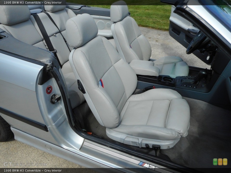 Grey Interior Photo for the 1998 BMW M3 Convertible #129618935