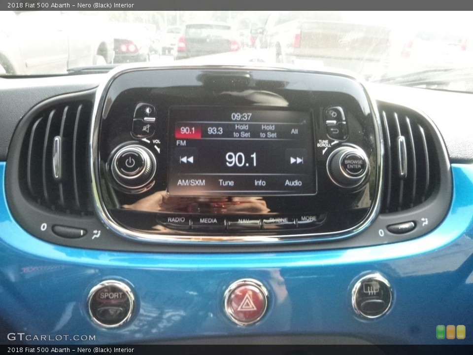 Nero (Black) Interior Controls for the 2018 Fiat 500 Abarth #129689873