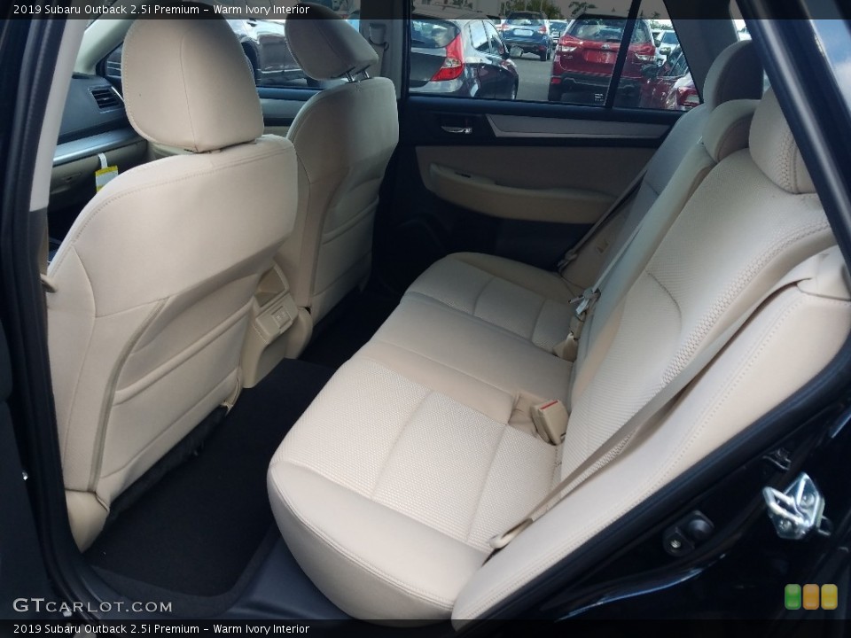 Warm Ivory Interior Rear Seat for the 2019 Subaru Outback 2.5i Premium #129725476
