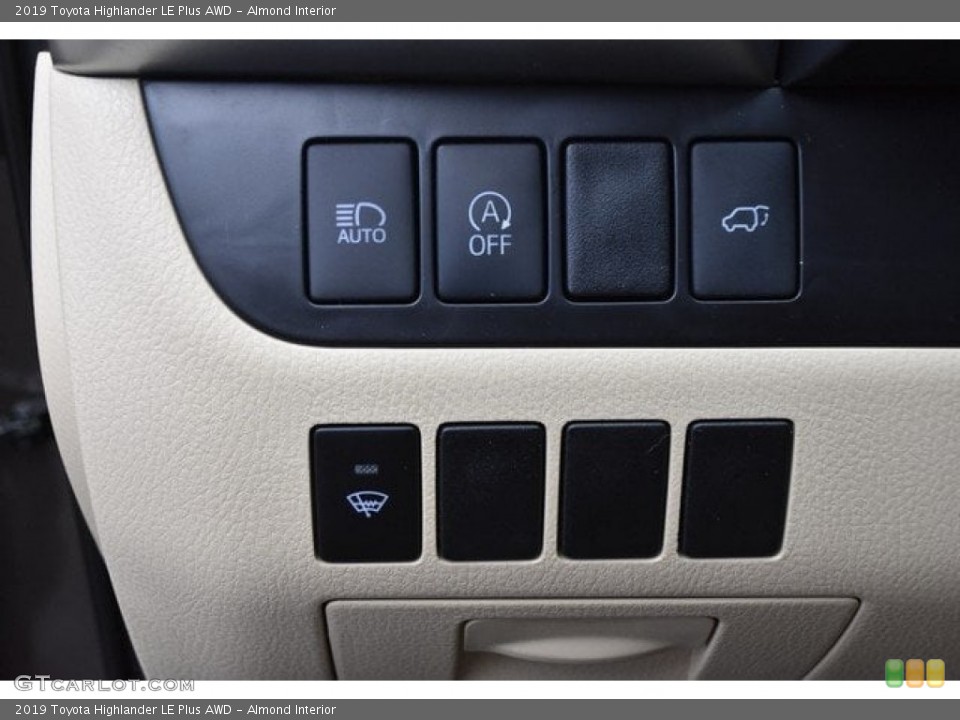 Almond Interior Controls for the 2019 Toyota Highlander LE Plus AWD #129734611