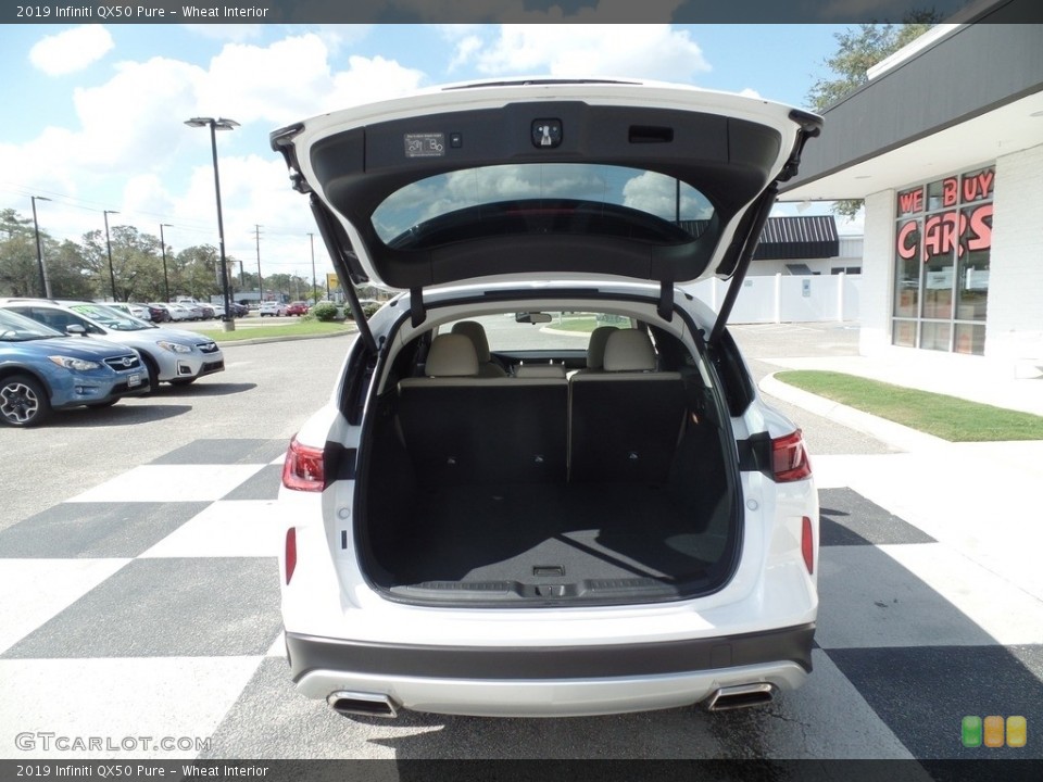Wheat Interior Trunk for the 2019 Infiniti QX50 Pure #129742139
