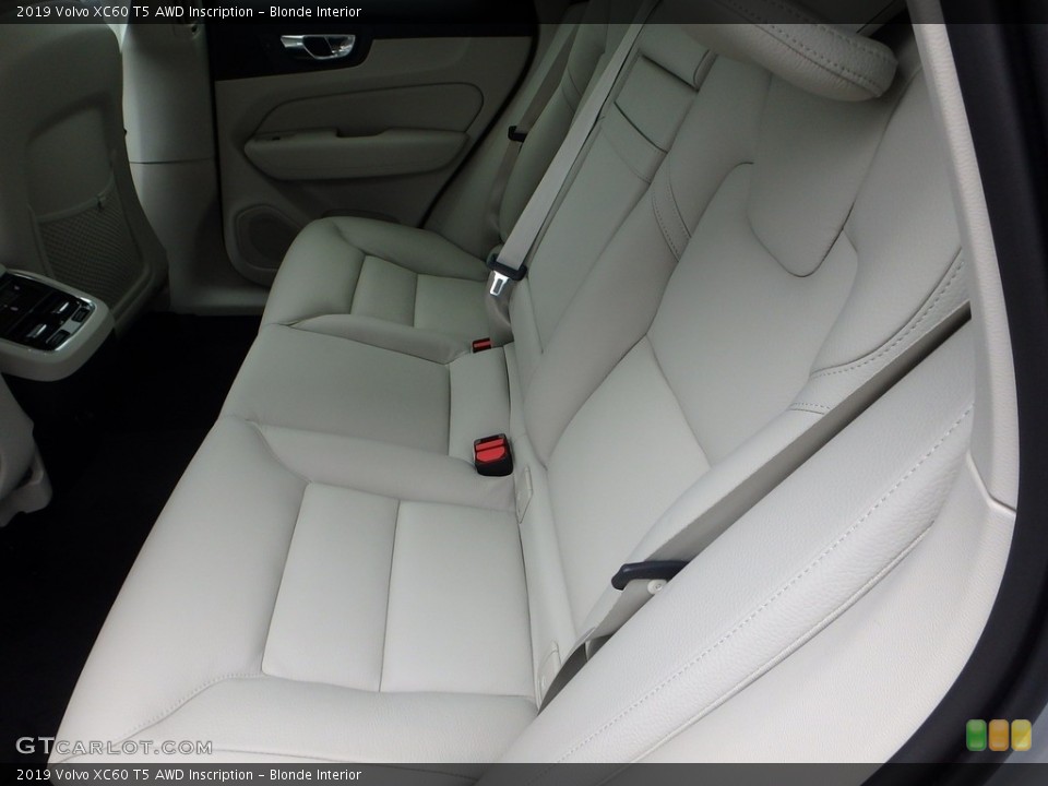 Blonde Interior Rear Seat for the 2019 Volvo XC60 T5 AWD Inscription #129771234