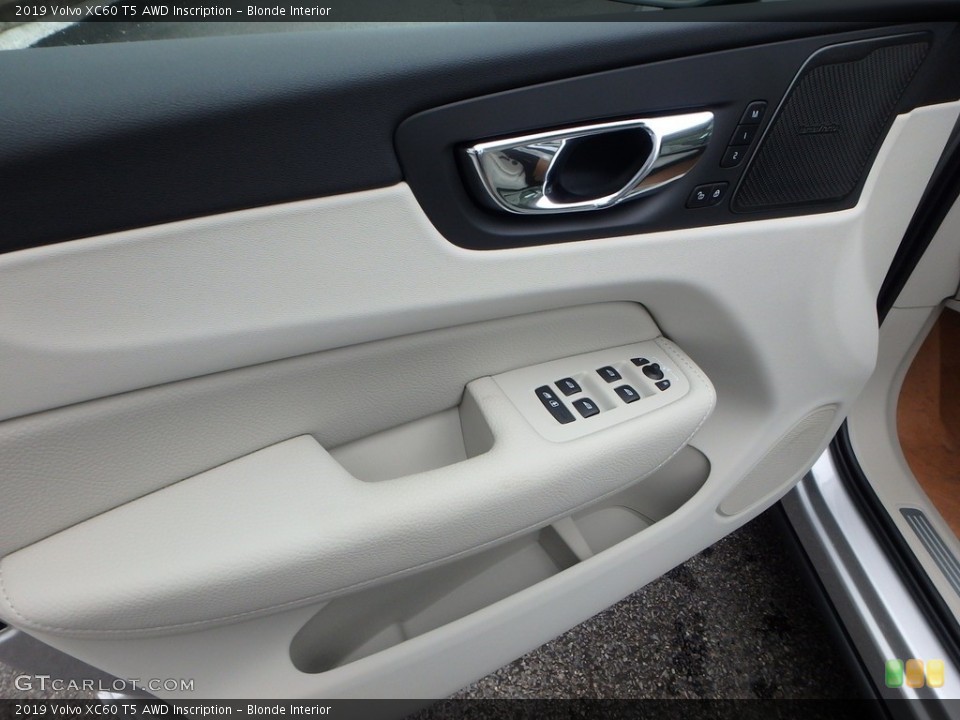 Blonde Interior Door Panel for the 2019 Volvo XC60 T5 AWD Inscription #129771273