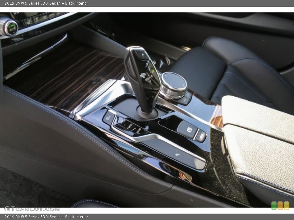 Black Interior Transmission for the 2019 BMW 5 Series 530i Sedan #129806210