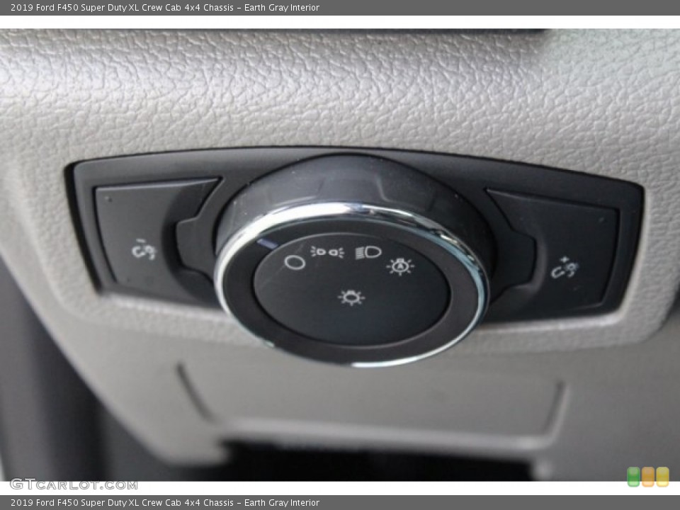 Earth Gray Interior Controls for the 2019 Ford F450 Super Duty XL Crew Cab 4x4 Chassis #129813254