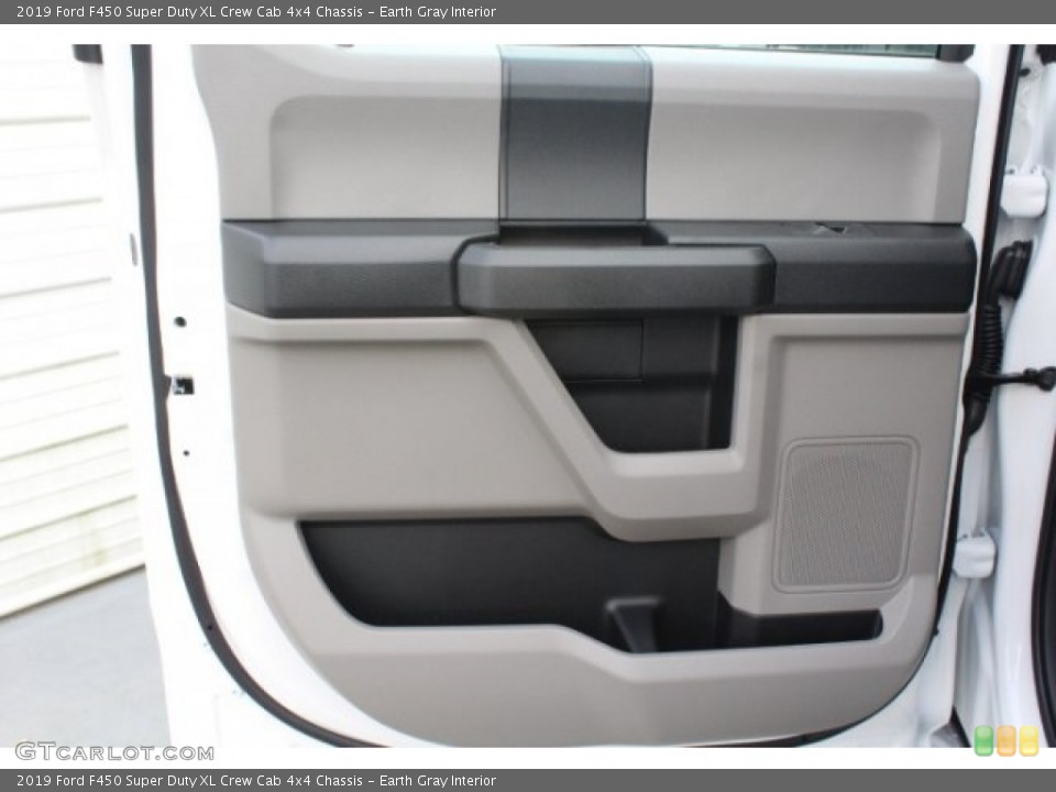 Earth Gray Interior Door Panel for the 2019 Ford F450 Super Duty XL Crew Cab 4x4 Chassis #129813260