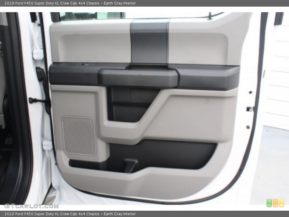 Earth Gray Interior Door Panel for the 2019 Ford F450 Super Duty XL Crew Cab 4x4 Chassis #129813314