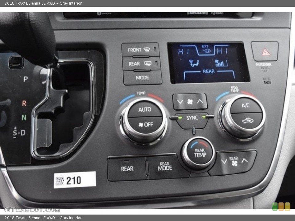 Gray Interior Controls for the 2018 Toyota Sienna LE AWD #129822226