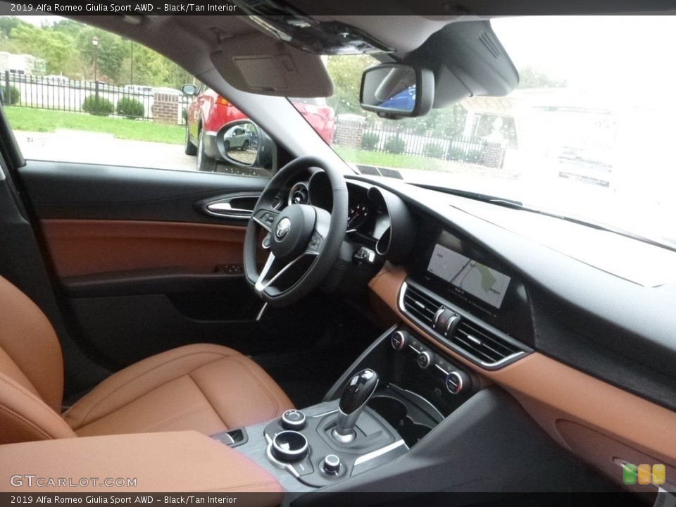 Black/Tan Interior Dashboard for the 2019 Alfa Romeo Giulia Sport AWD #129864762