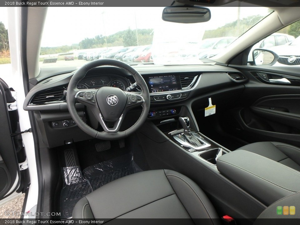 Ebony Interior Photo for the 2018 Buick Regal TourX Essence AWD #129877750