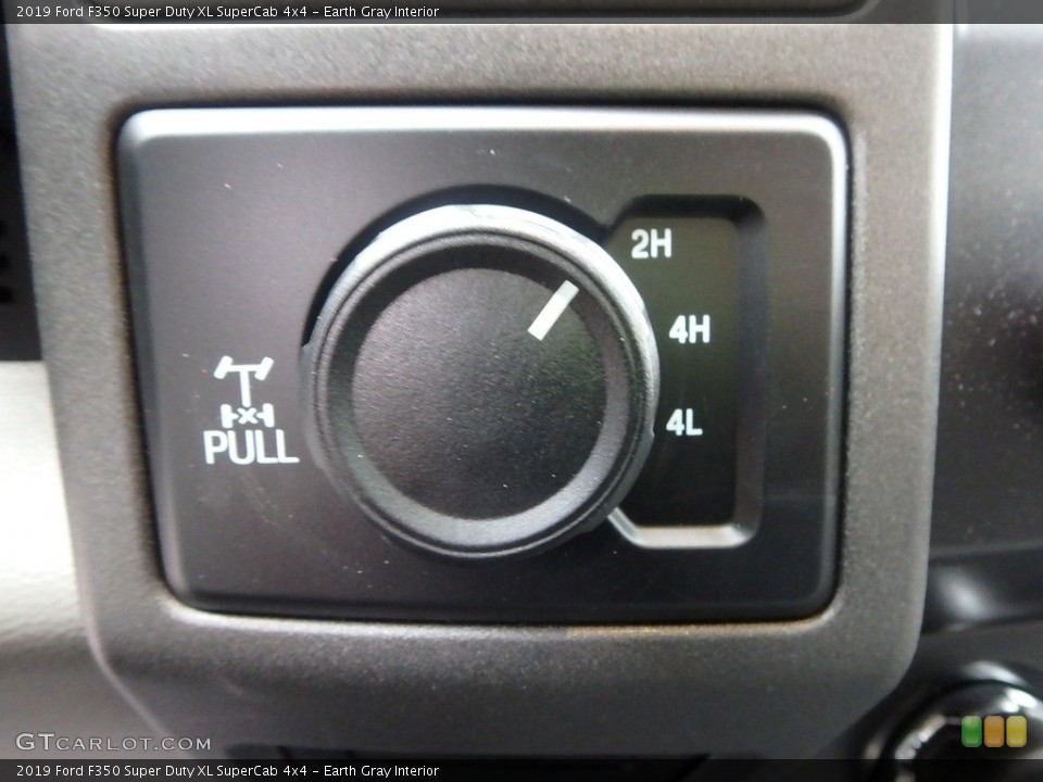 Earth Gray Interior Controls for the 2019 Ford F350 Super Duty XL SuperCab 4x4 #129890338