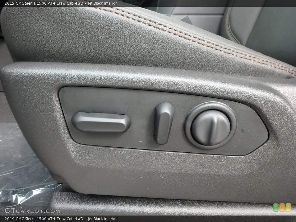 Jet Black Interior Controls for the 2019 GMC Sierra 1500 AT4 Crew Cab 4WD #129896695