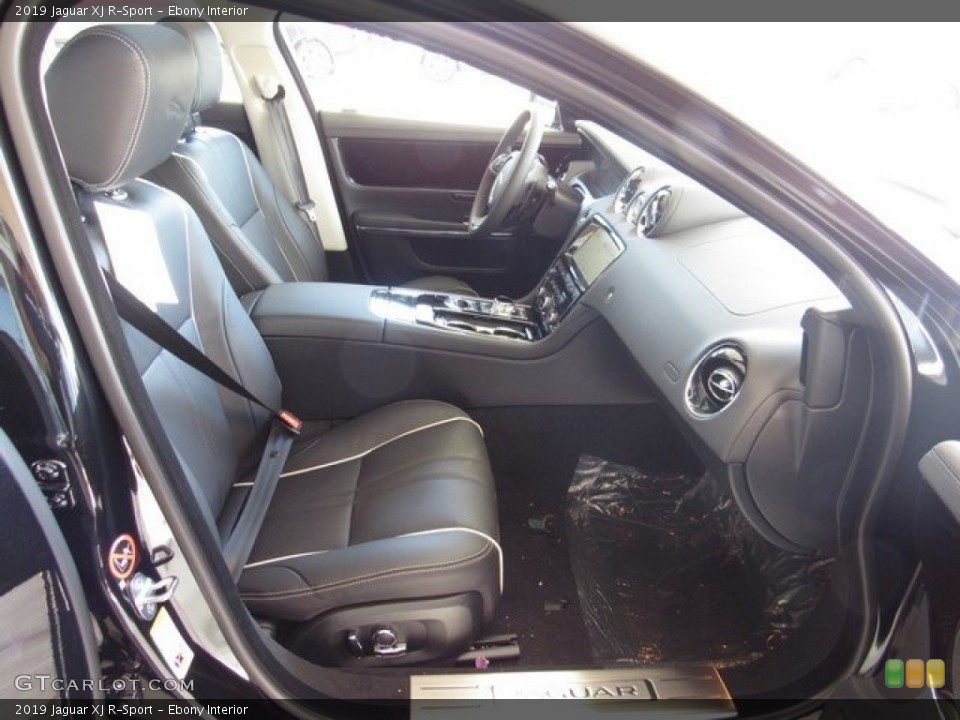 Ebony Interior Front Seat for the 2019 Jaguar XJ R-Sport #129905739