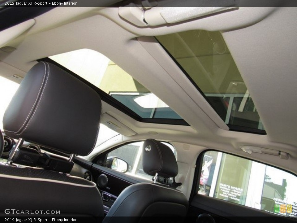 Ebony Interior Sunroof for the 2019 Jaguar XJ R-Sport #129906021
