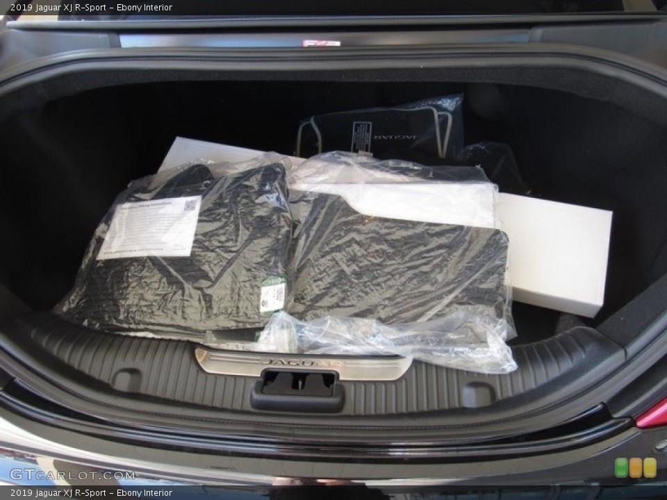 Ebony Interior Trunk for the 2019 Jaguar XJ R-Sport #129906048