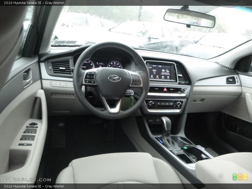 Gray Interior Photo for the 2019 Hyundai Sonata SE #129917476