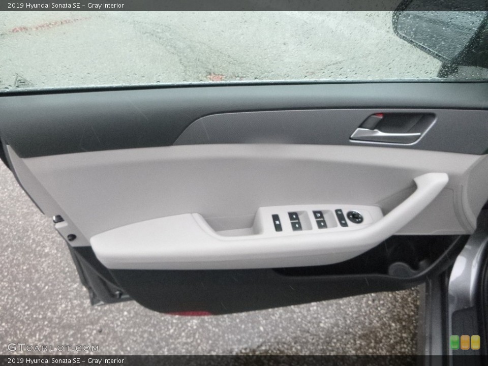 Gray Interior Door Panel for the 2019 Hyundai Sonata SE #129917497