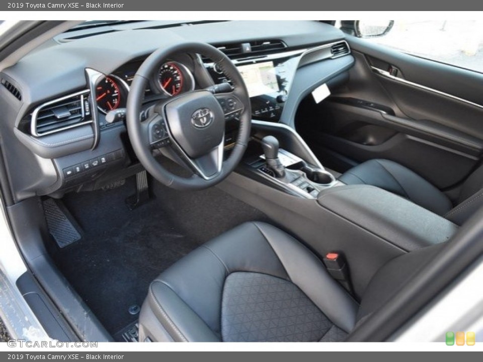 Black Interior Photo for the 2019 Toyota Camry XSE #129926716