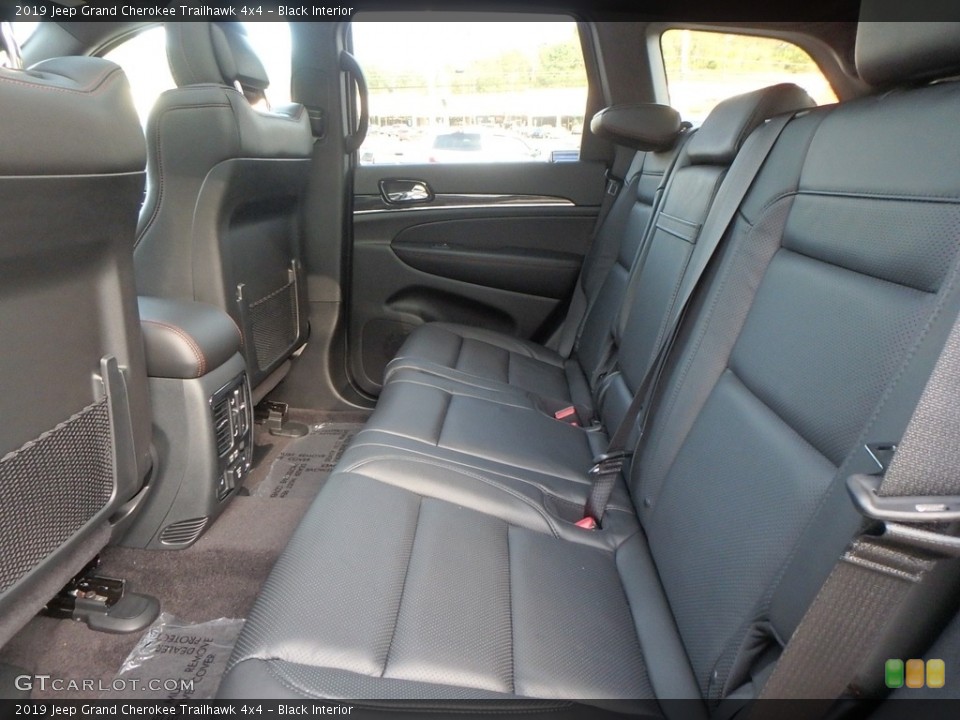 Black Interior Rear Seat for the 2019 Jeep Grand Cherokee Trailhawk 4x4 #129930637
