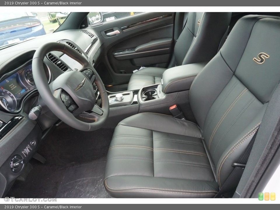 Caramel/Black Interior Photo for the 2019 Chrysler 300 S #129950644